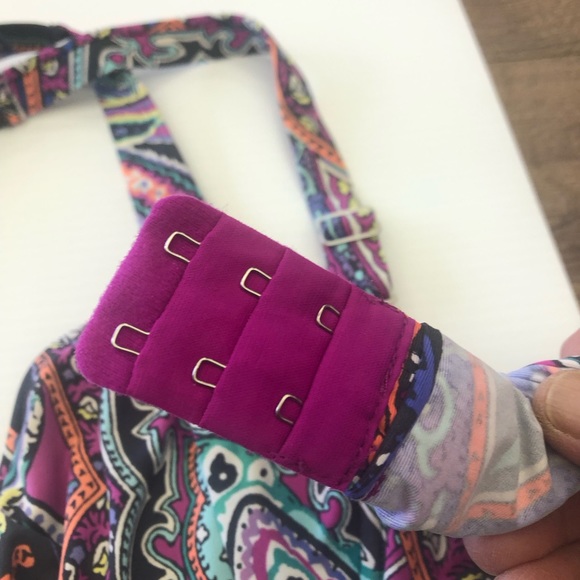 Title nine bikini top & bottom - Picture 6 of 7